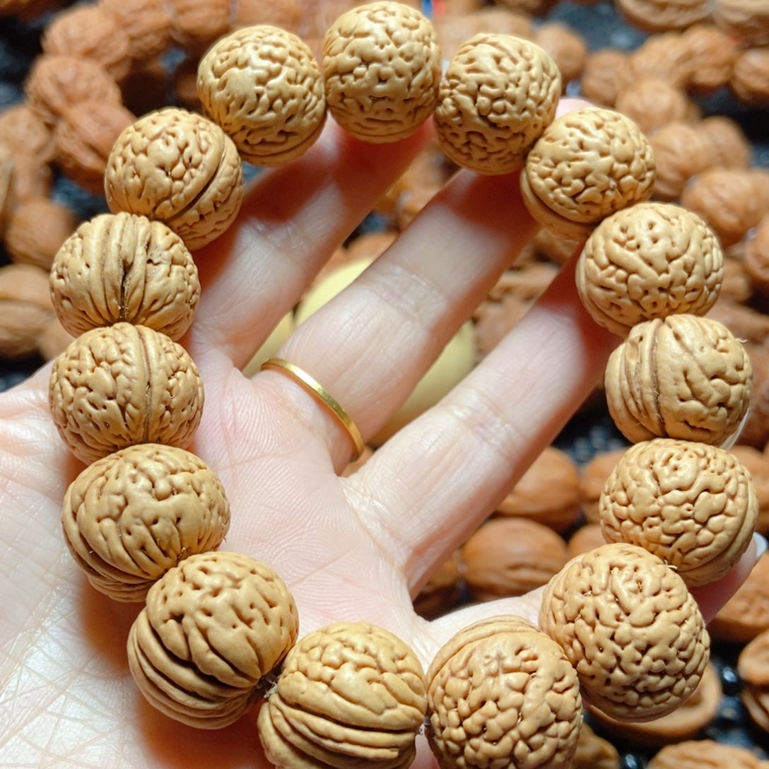 文玩核桃手串桃核