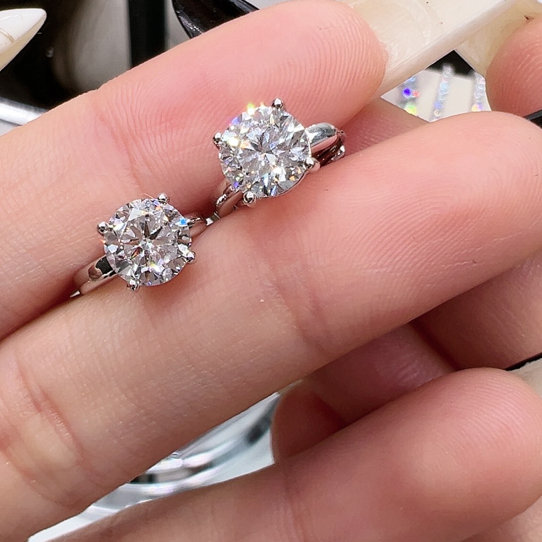 合成钻石18K金镶嵌Ee013552