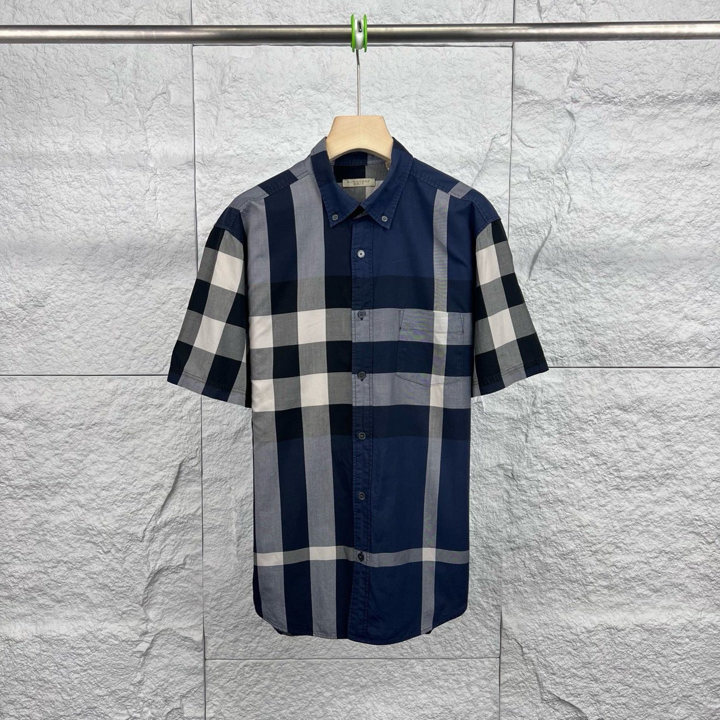 99新 BURBERRY/博柏利 L码/蓝色经典格纹短袖男士衬衫/13644814