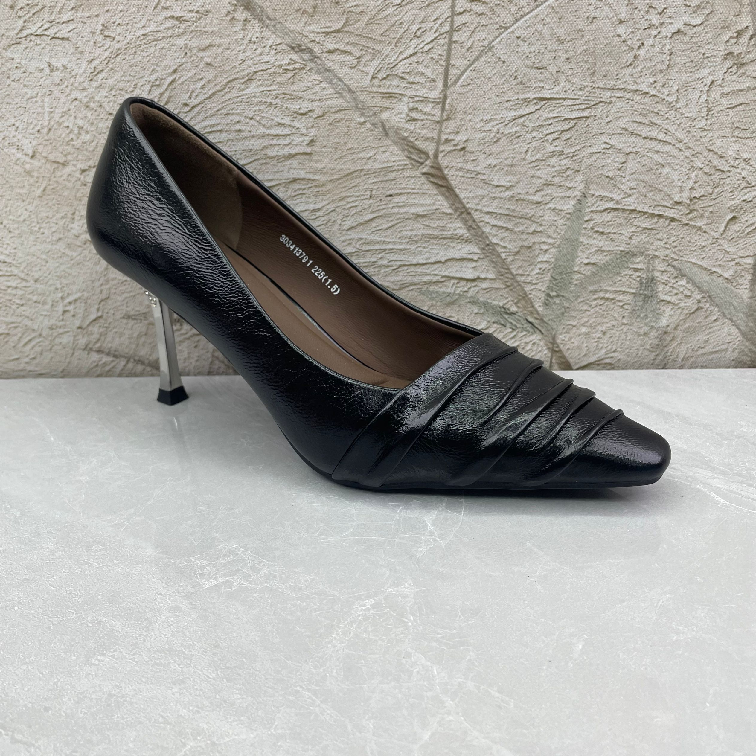 单鞋女 (羊皮)13791（孤品）f/a/d区38/36码