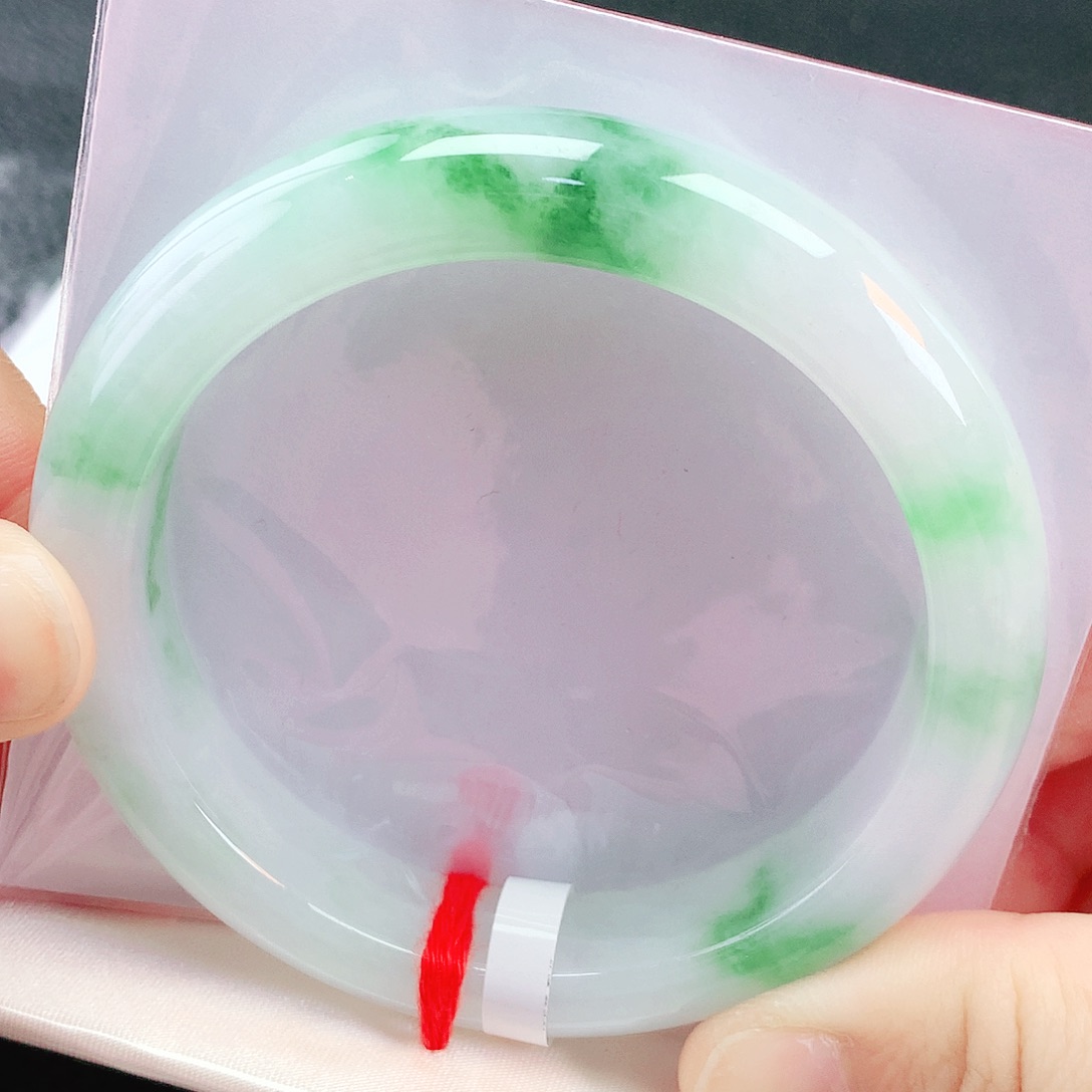 未镶嵌手镯翡翠58圈