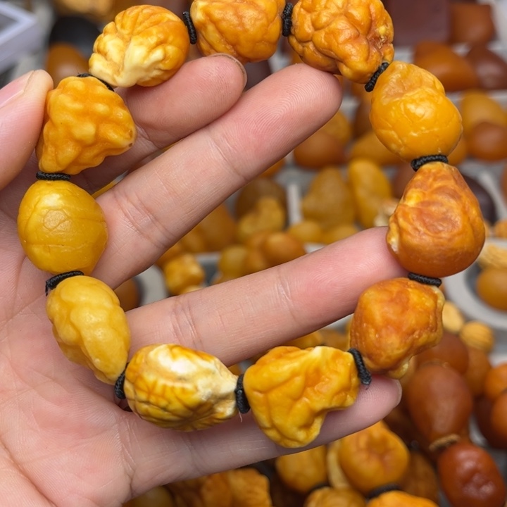 琥珀未镶嵌裸石天然蜜蜡手串