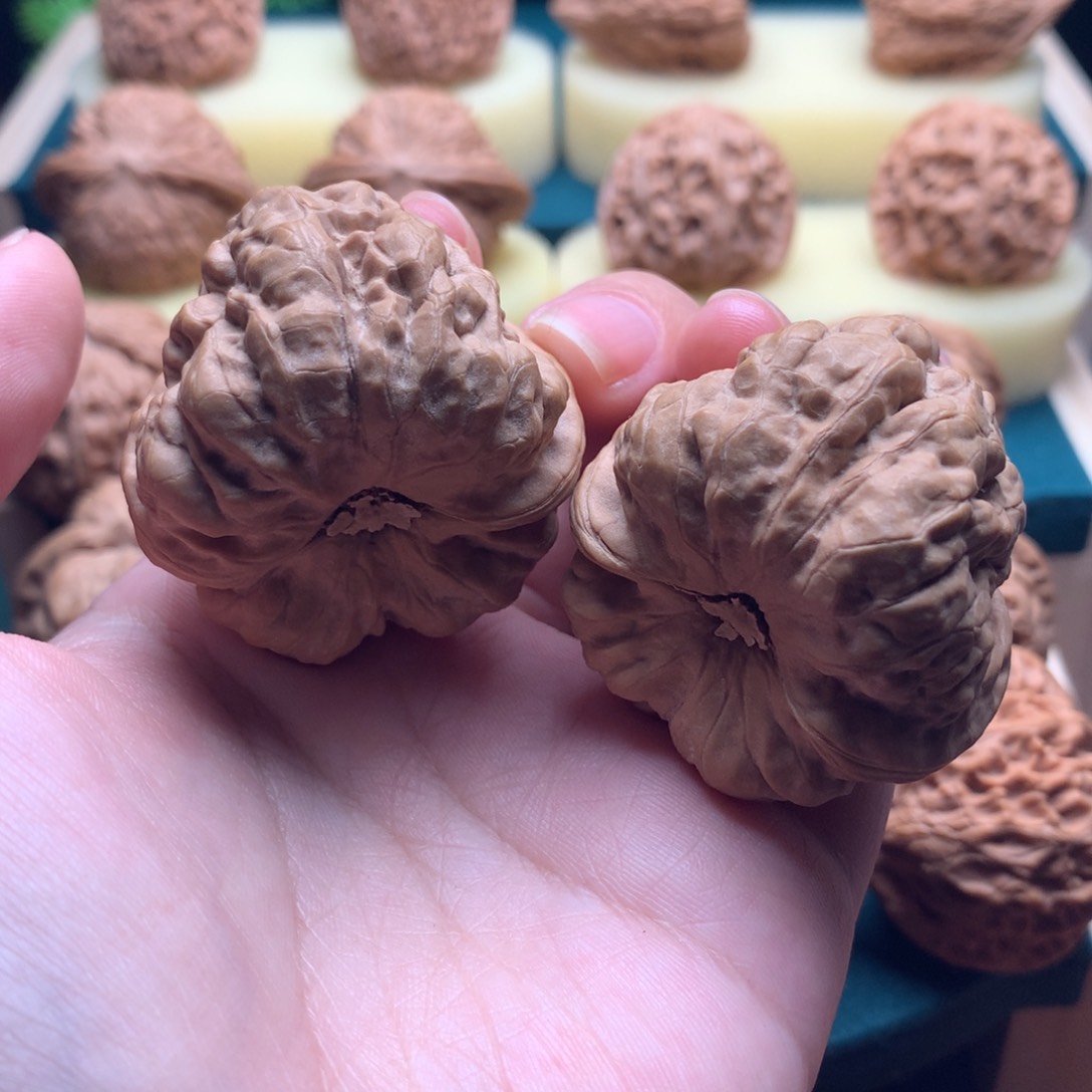 文玩核桃吊坠蛙蛙