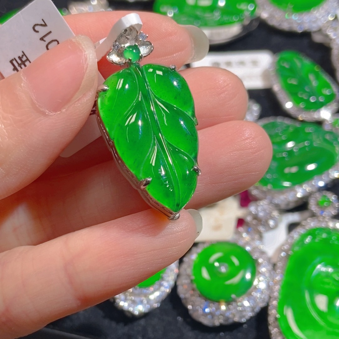 翡翠吊坠(不含链)银S925镶嵌