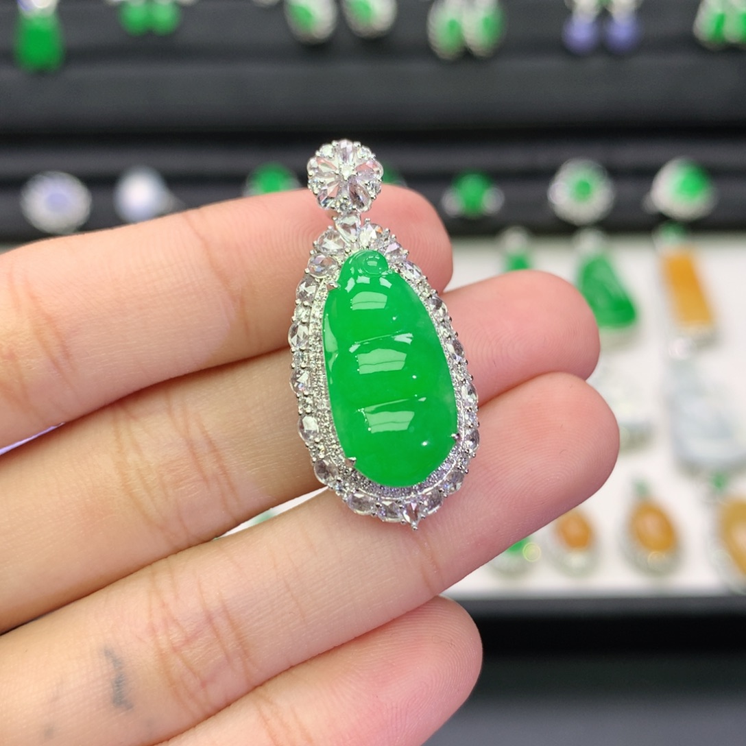 翡翠18K金镶嵌吊坠(不含链)