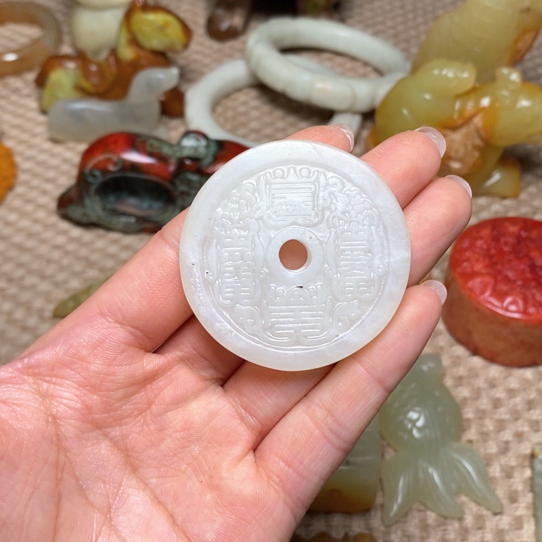 白玉菩提吊坠白玉菩提白玉菩提摆件