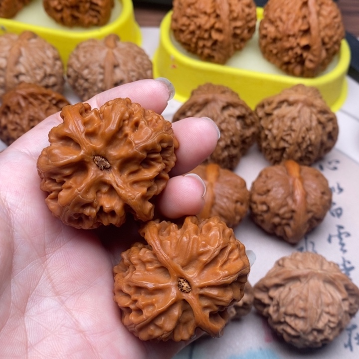 吊坠文玩核桃苹果园