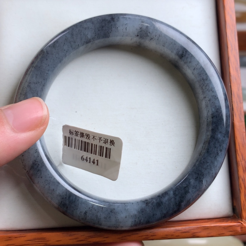 【闪购商品】和田玉手镯未镶嵌