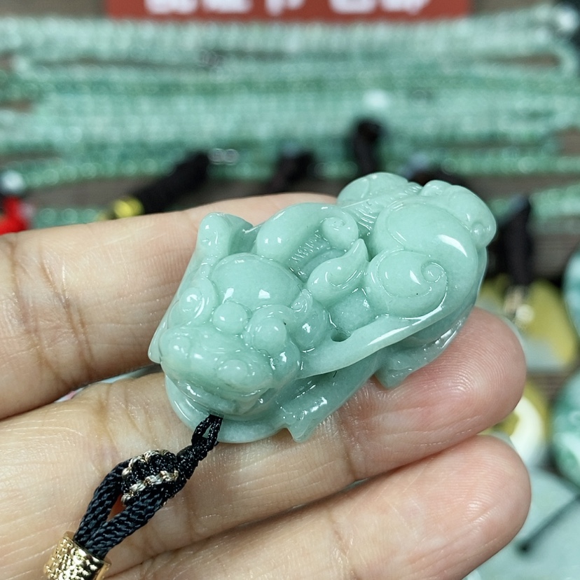 【闪购商品】翡翠颈饰未镶嵌玉吊坠翡翠玉如意貔貅吊坠