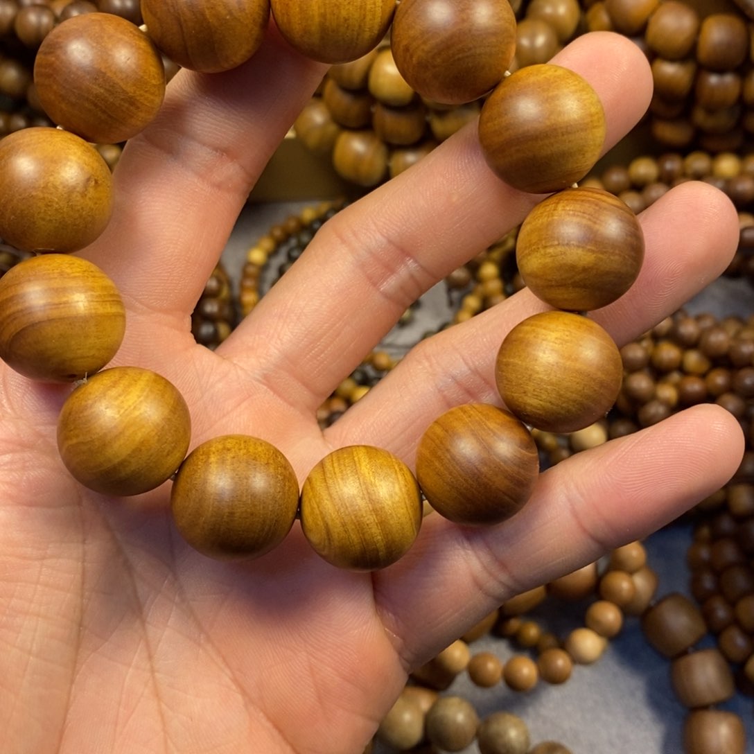 檀香木手串/手链大*奶香1.8