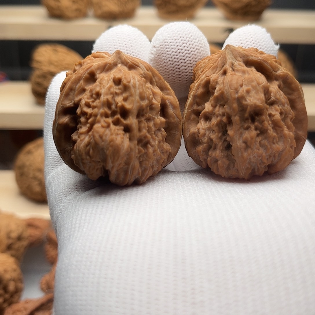 桃核吊坠137小兔子，，