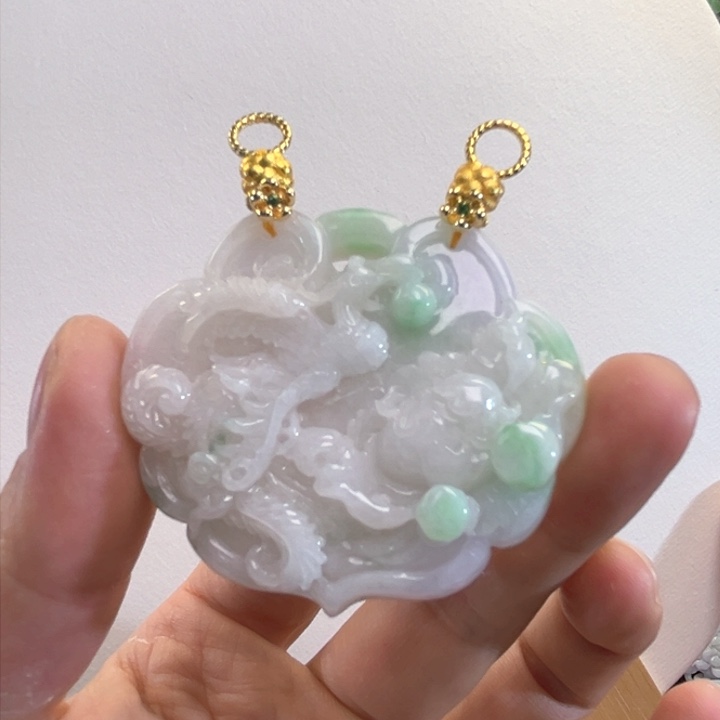 翡翠吊坠(赠链)未镶嵌代编织