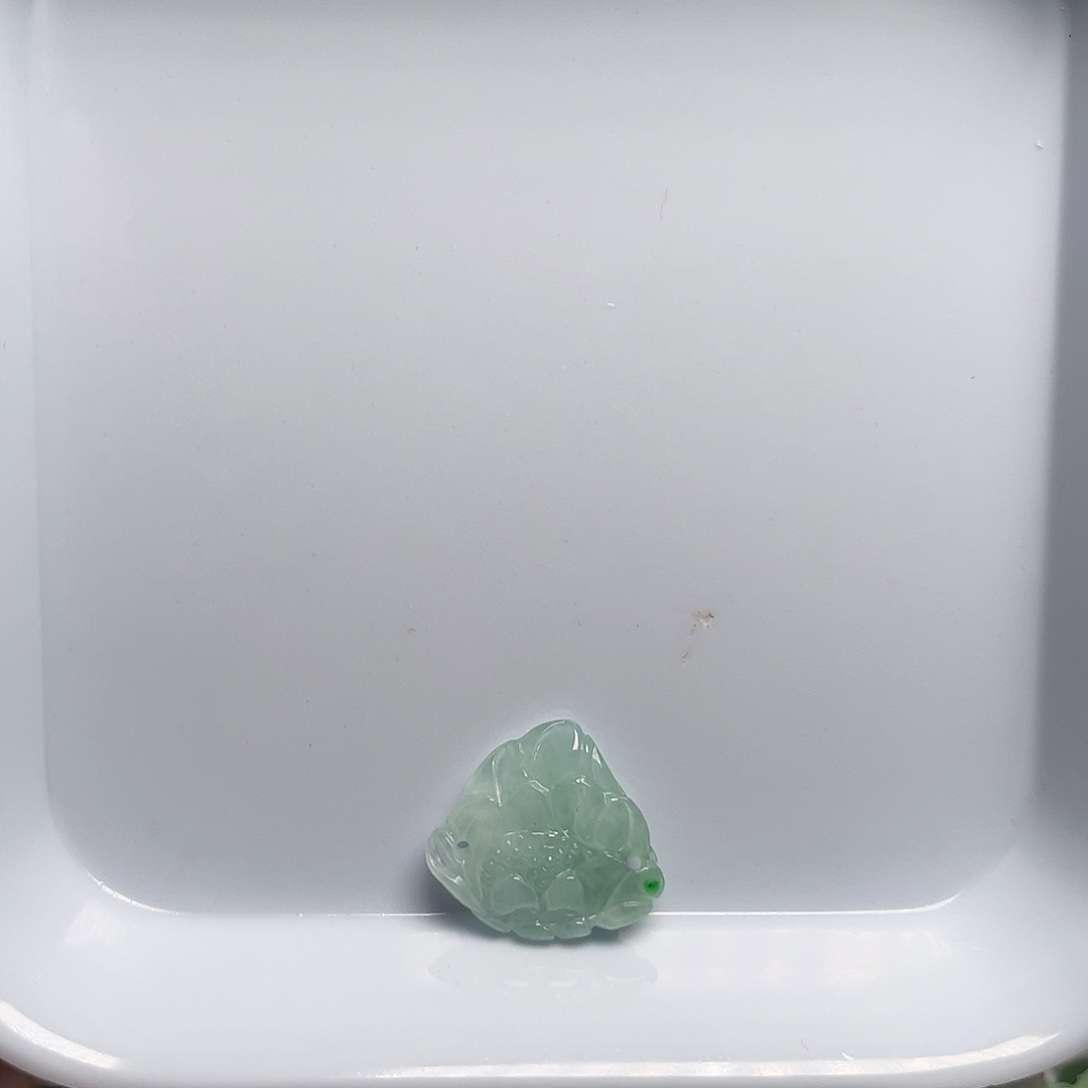 翡翠未镶嵌颈饰天然翡翠