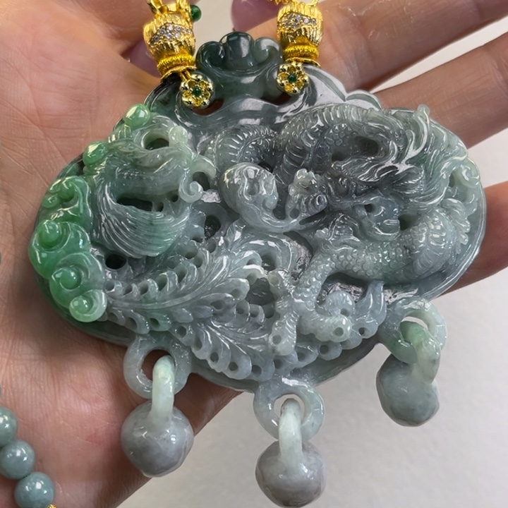 翡翠吊坠(赠链)未镶嵌代编织