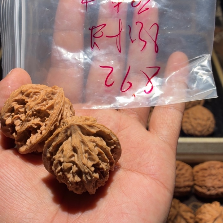 简****吊坠文玩核桃苹果园