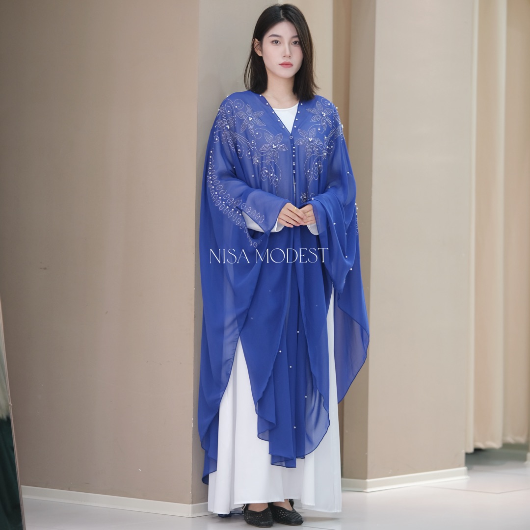 新款烫钻钉珠蝙蝠袖连帽斗篷NX006