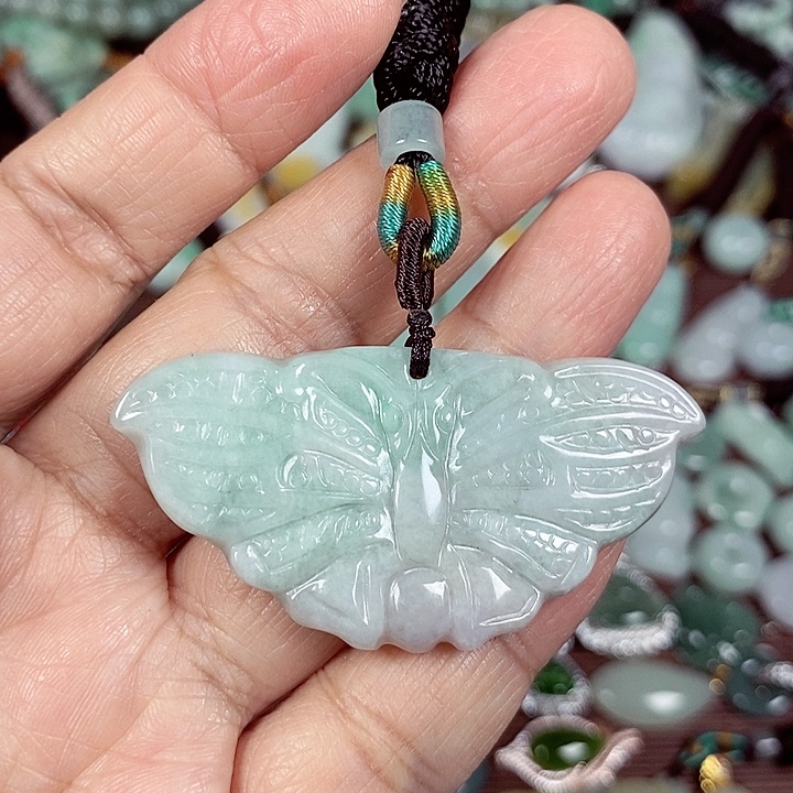 翡翠未镶嵌颈饰天然翡翠玉A货配证书