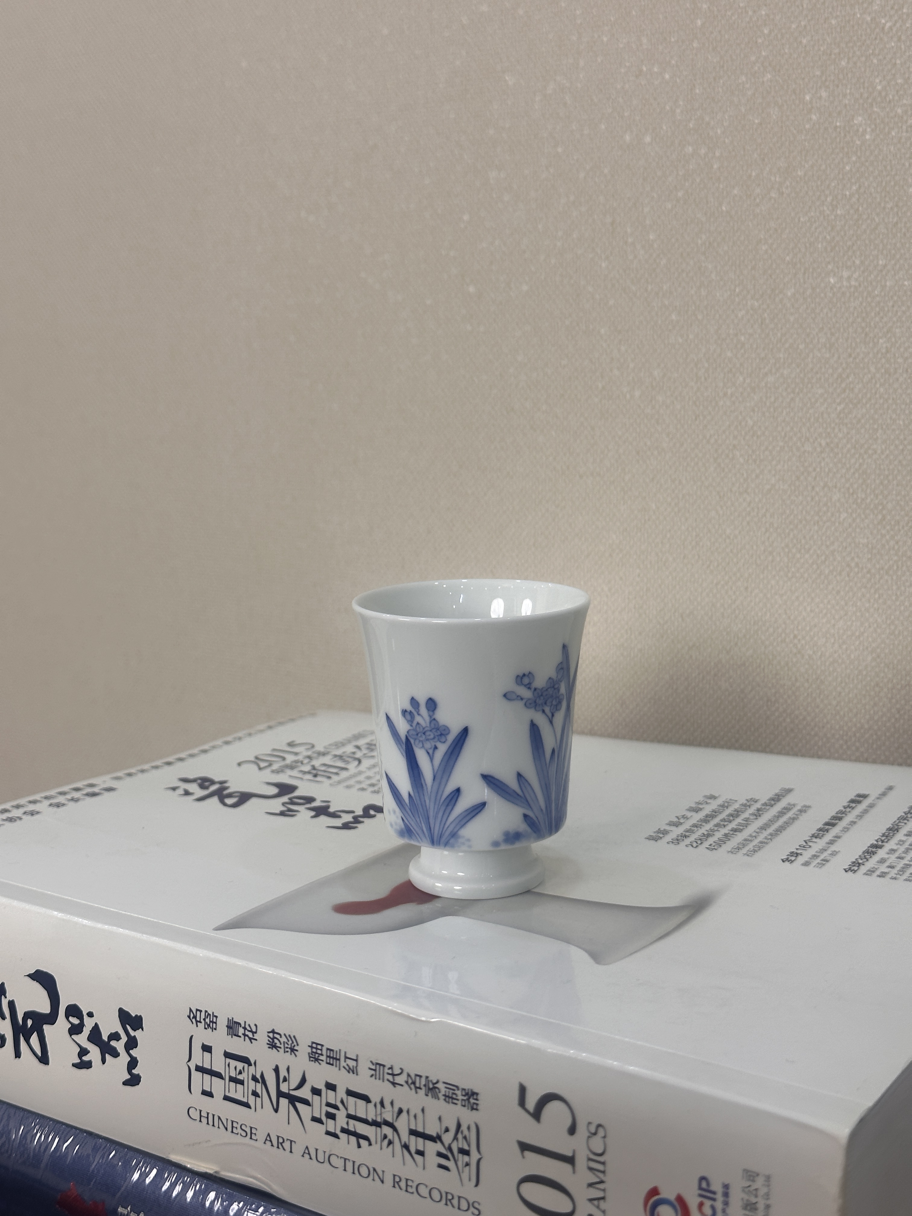 小楼听雨柴窑青花手绘主人杯