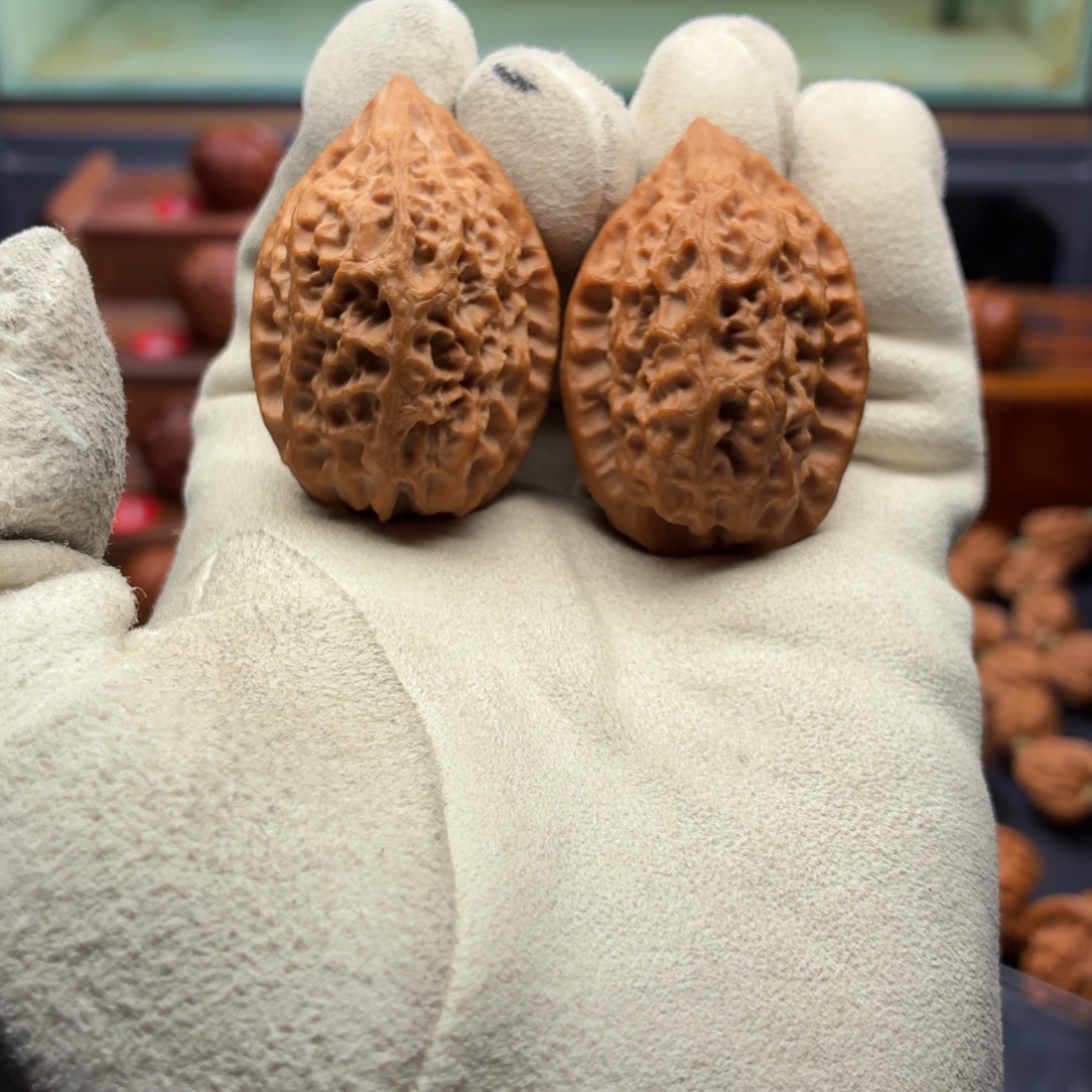 黑***、文玩核桃把件沈鸡