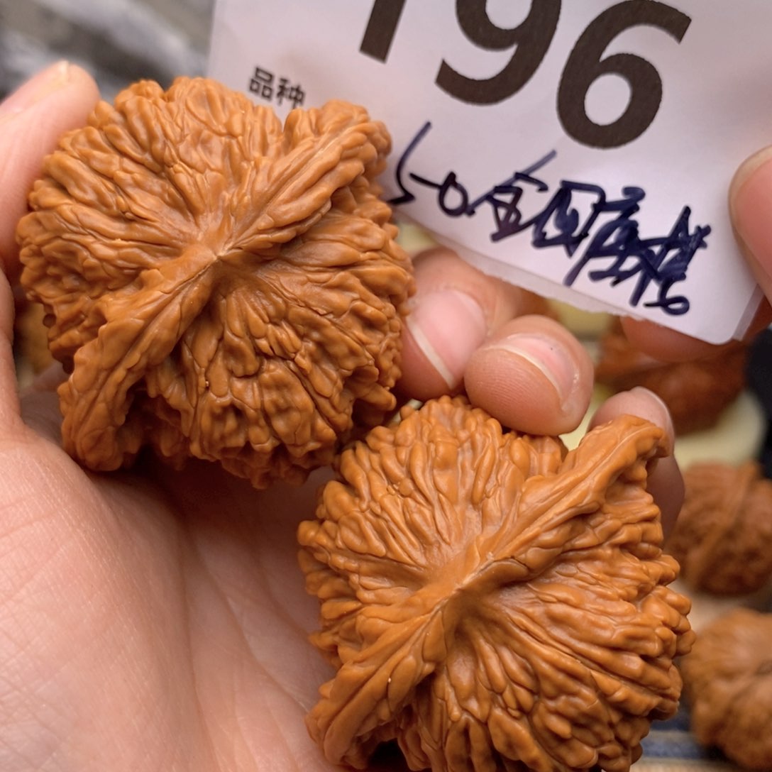 文玩核桃把件196号50全楼子