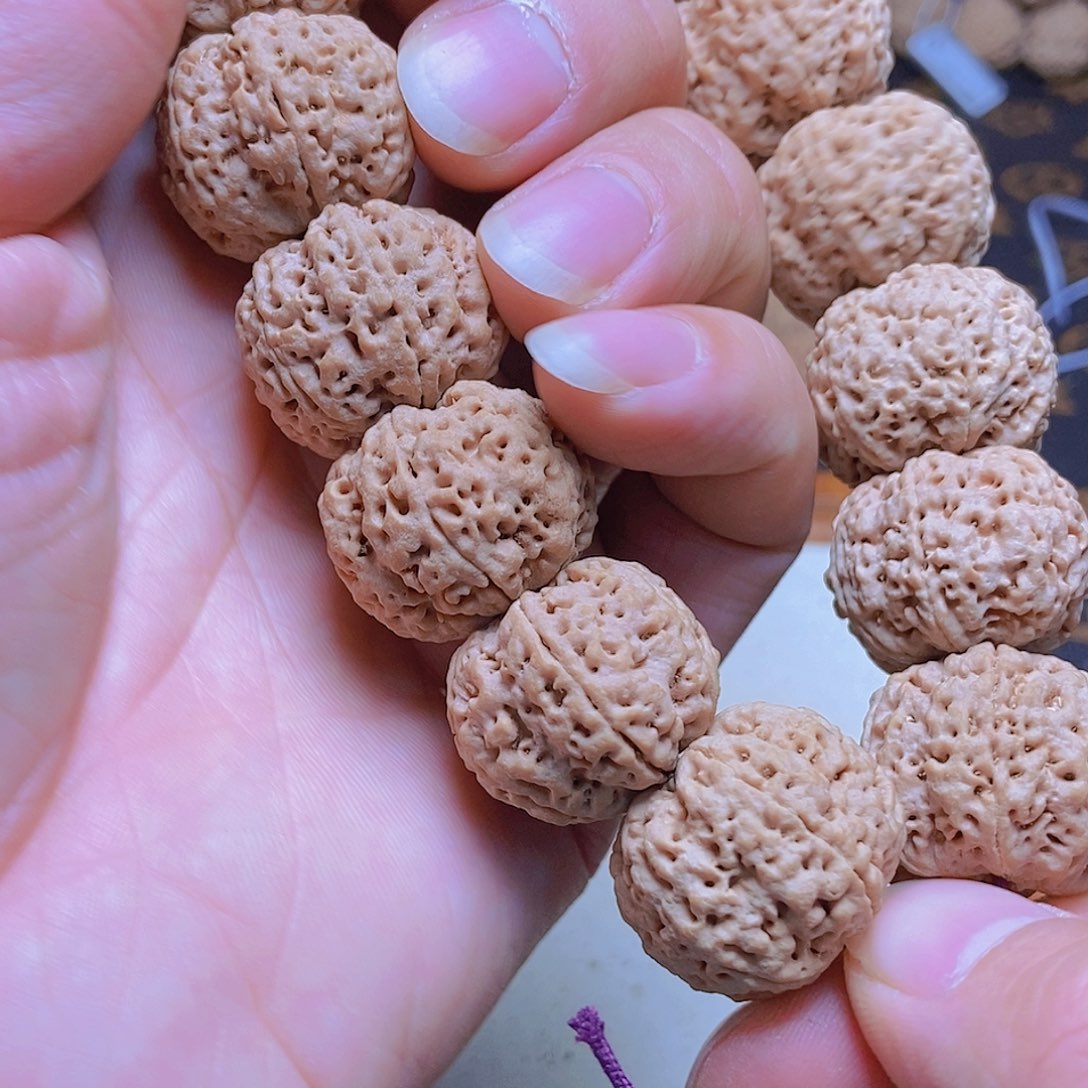 金刚菩提把件好**见6瓣25蜂王