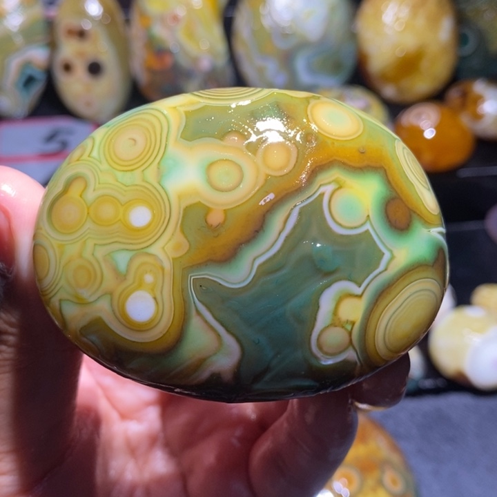 未镶嵌玛瑙/玉髓珠宝奇石