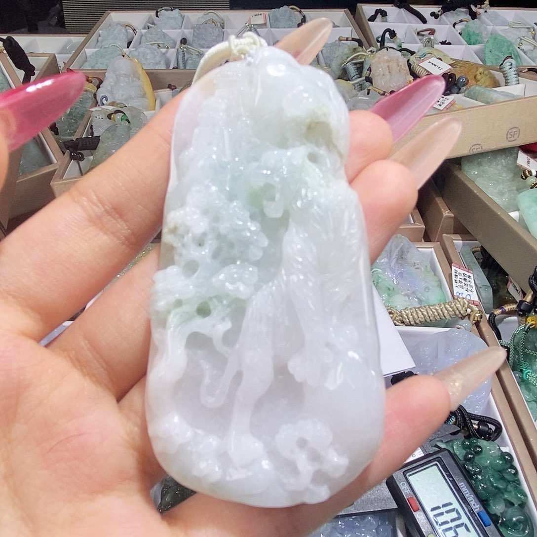 翡翠颈饰未镶嵌天然