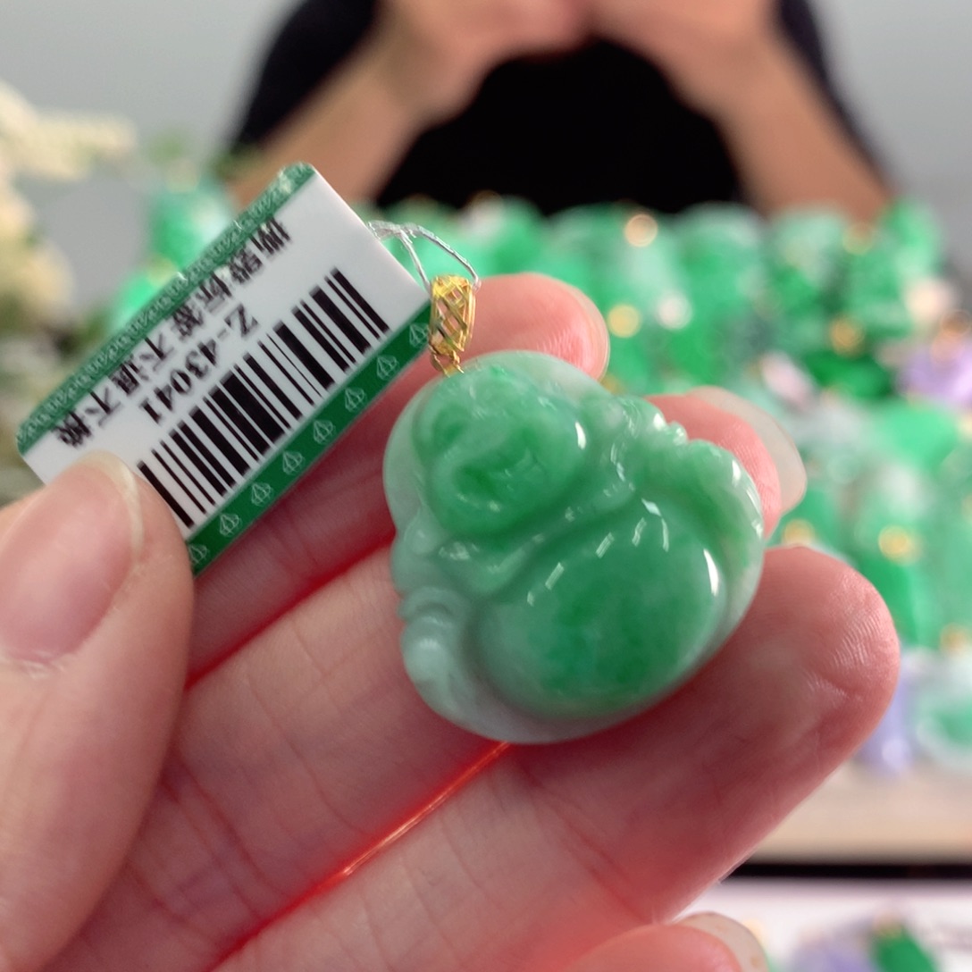 翡翠吊坠(不含链)18K金镶嵌