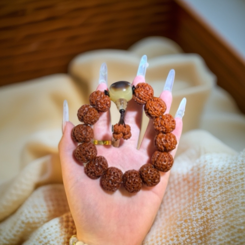 五瓣玉化金刚菩提蜂王（三通款)