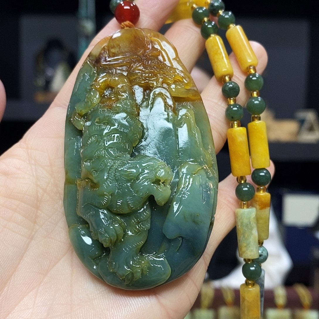 岫玉挂件手把件未镶嵌