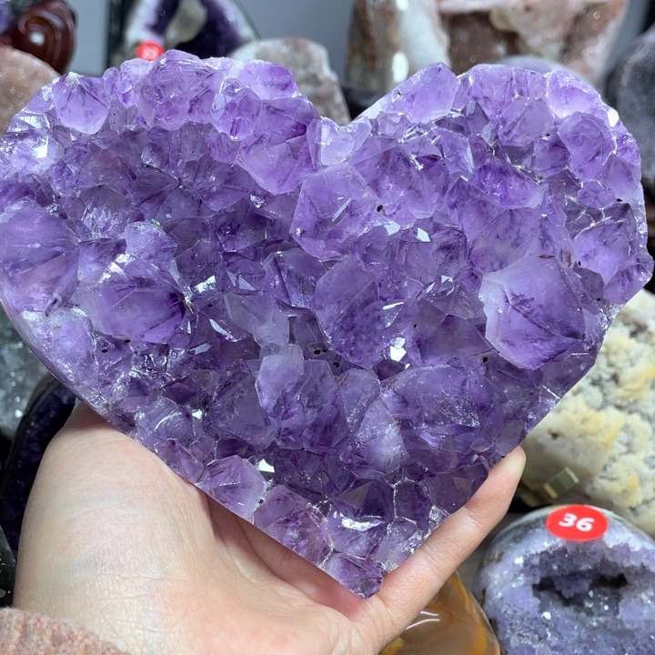 水晶摆件未镶嵌捡漏