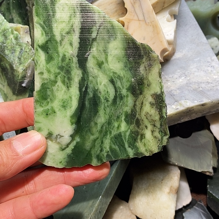 和田玉未镶嵌珠宝半成品