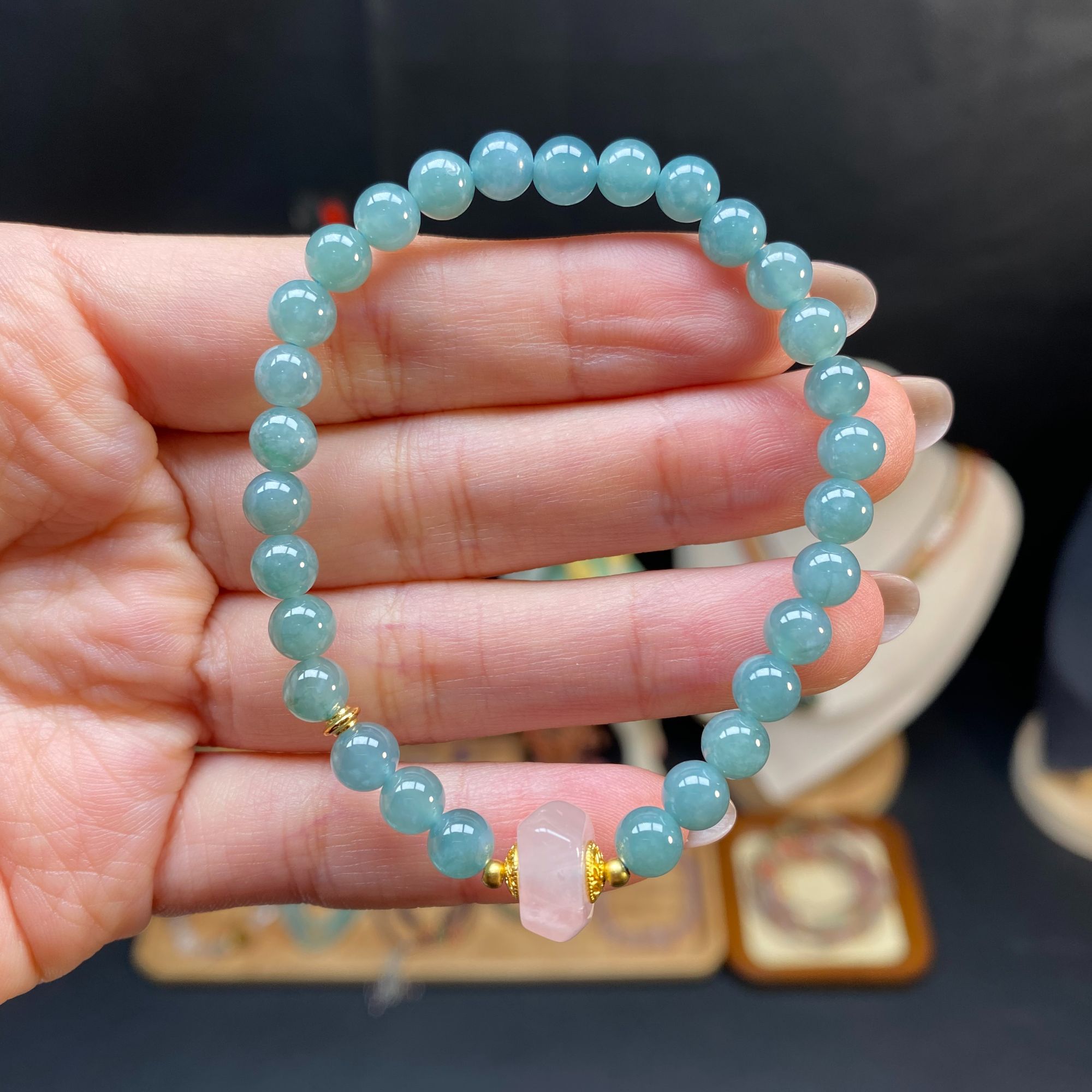 【蓝水翡翠5.8m手串】A663搭配马粉随行路路通时尚女士冰透轻奢