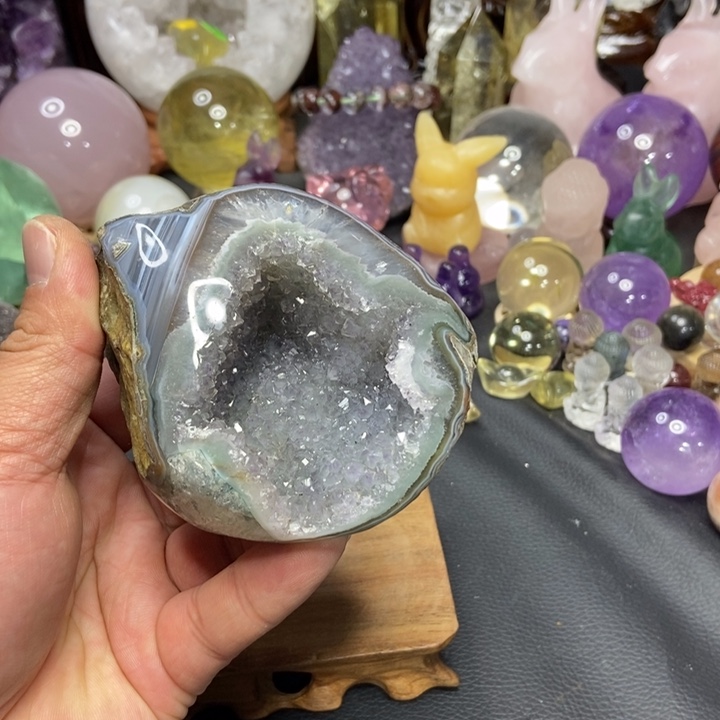水晶摆件未镶嵌晶洞