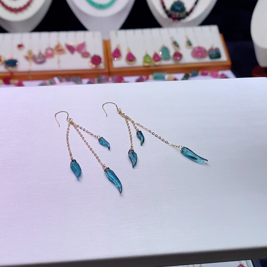 碧玺碧玺m18K金镶嵌耳饰