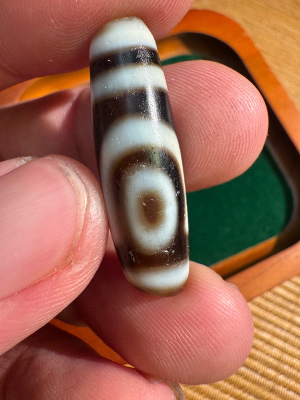 台珠玛瑙仿纯如意二眼(行运改)