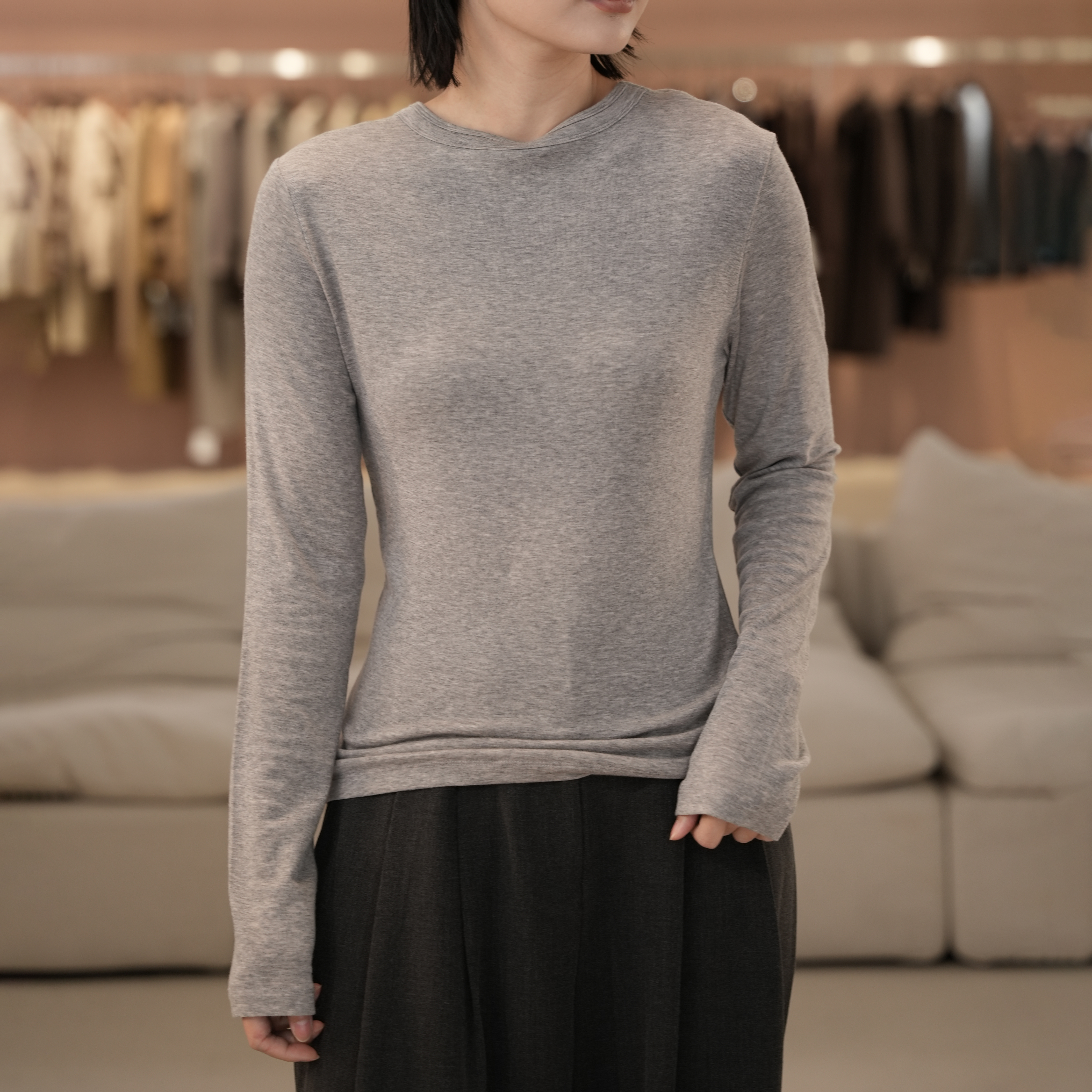 2025新款软糯圆领纯色长袖T恤打底衫显瘦百搭内搭可外穿上衣T1122