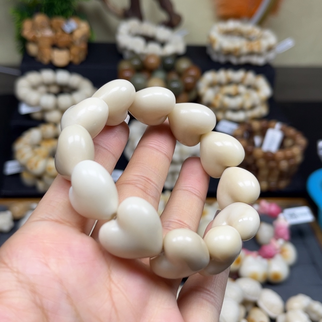 菩提根/象牙果吊坠2.15.9爱心微瑕