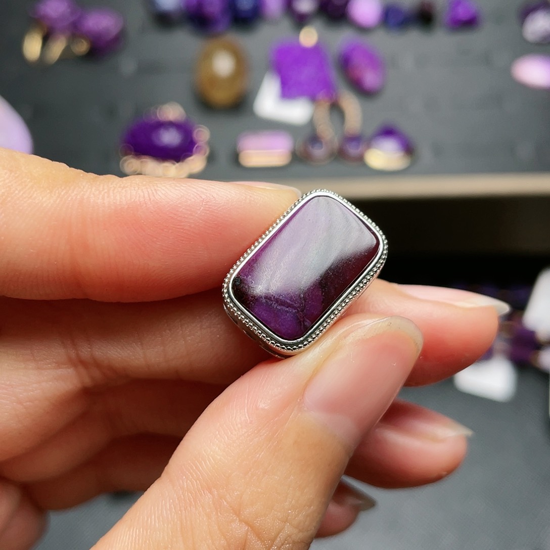 苏纪石（舒俱来）盒子银S925镶嵌