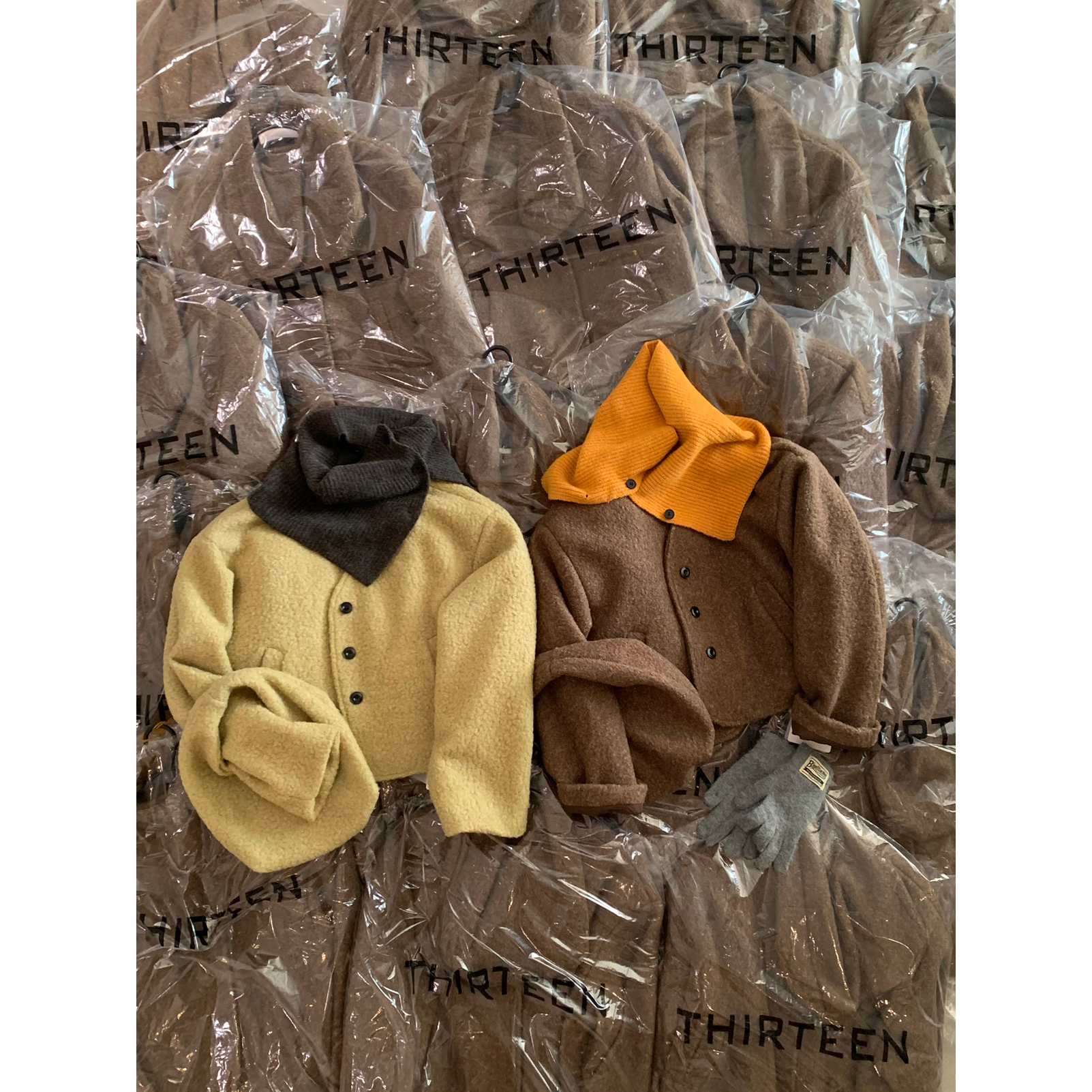 THIRTEEN 拾叁-内胆韩系v领外套保暖羽绒服外套(配包包,围脖)H55