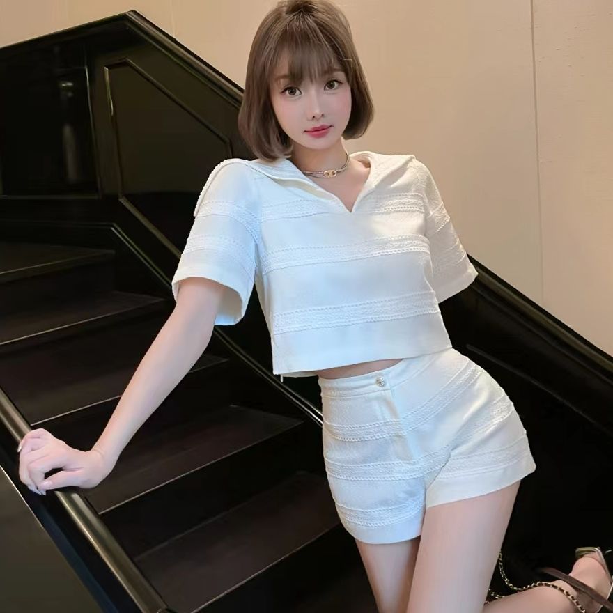 椰蓉蕾丝圈圈纱小香套装 LC240479 海军领上衣LK240337短裤