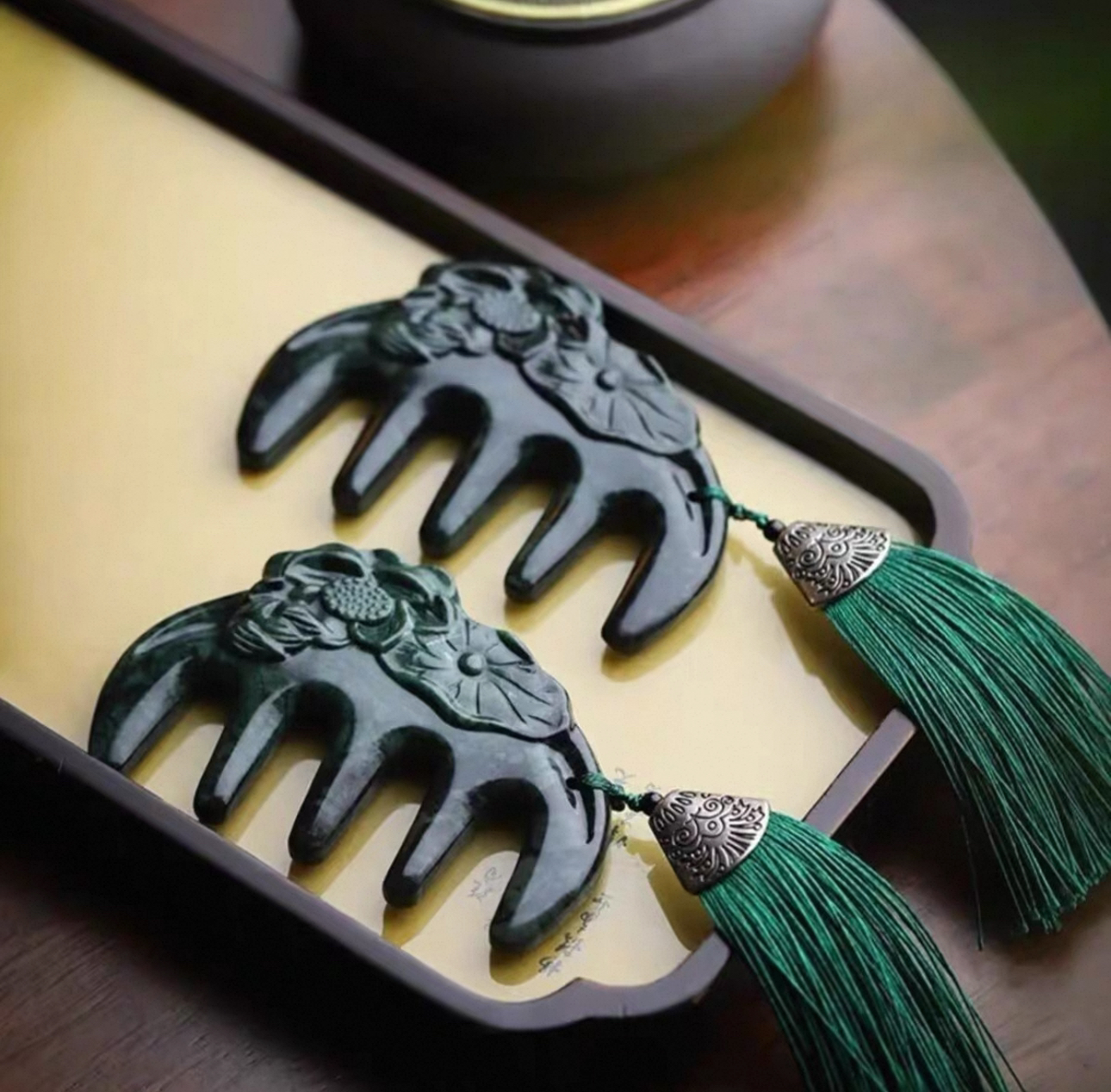 药王石玉石五齿加厚磁疗养生保健头部按摩梳子