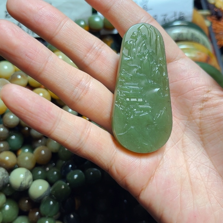 岫岩河磨玉（透闪石质玉）手链未镶嵌