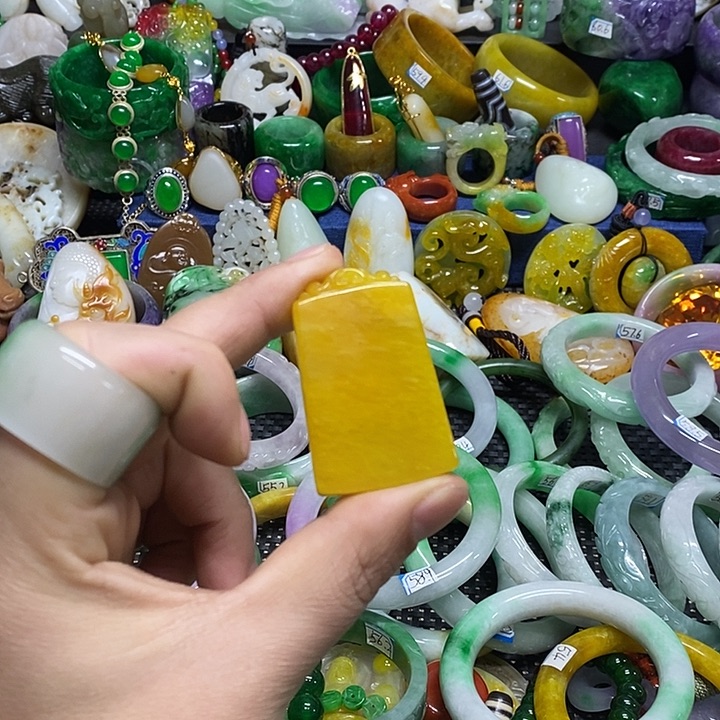 颈饰未镶嵌翡翠官方正规军回血放漏