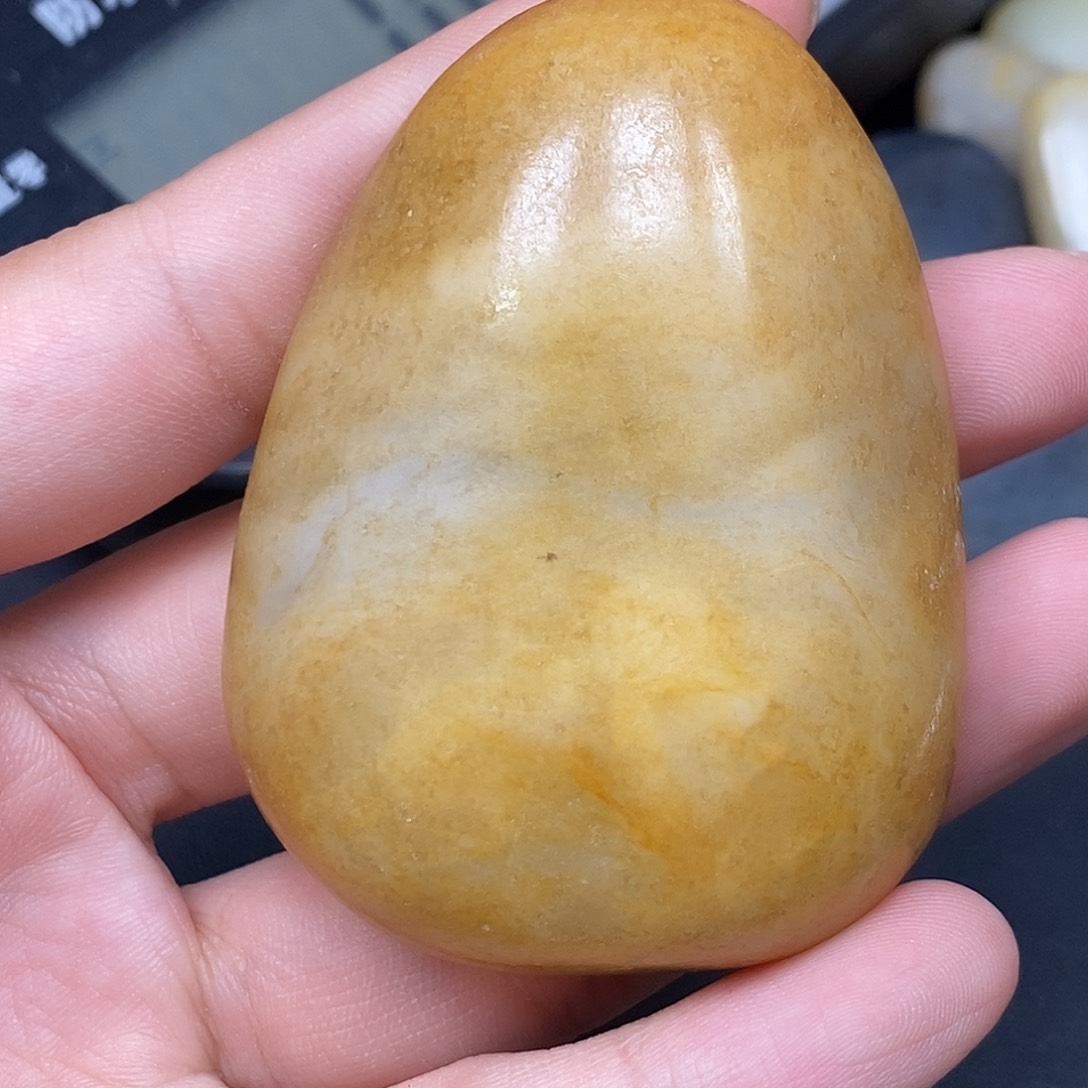 和田玉（糖玉）未镶嵌挂件