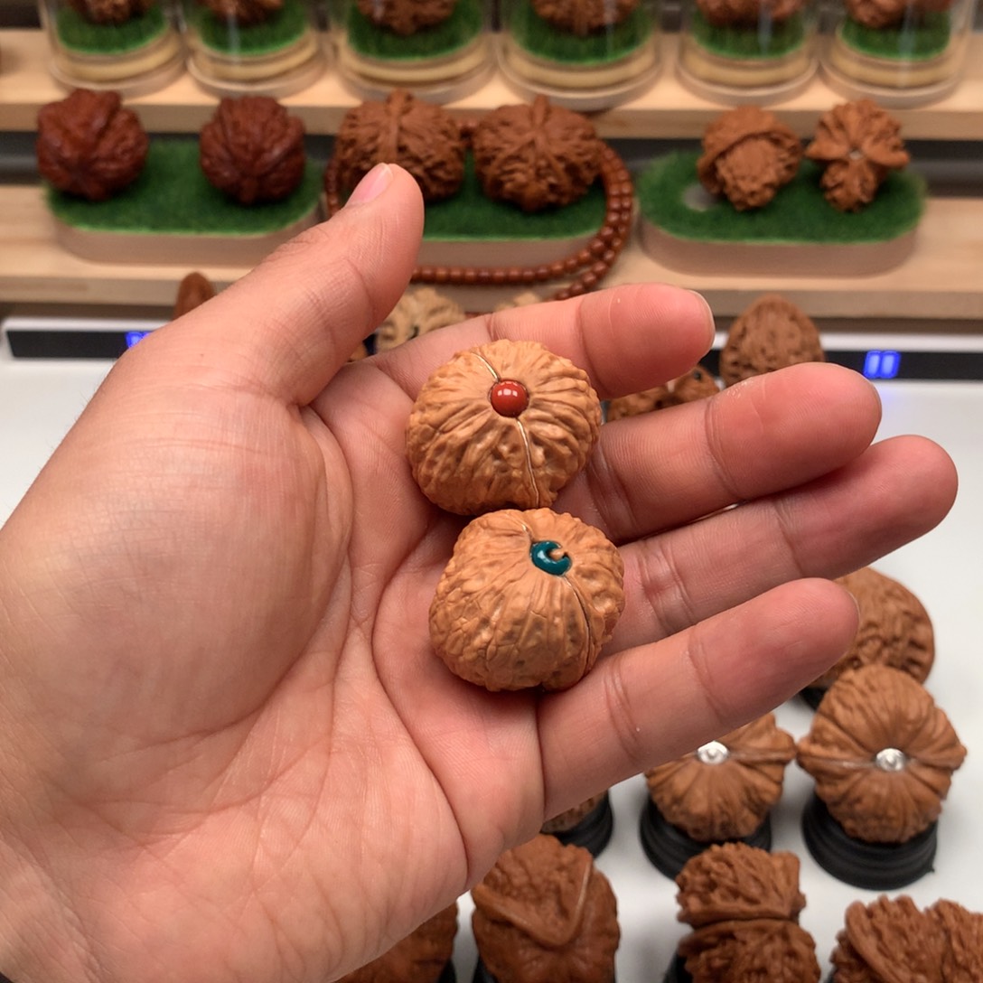 【闪购商品】吊坠文玩核桃缘**你隐隐约约