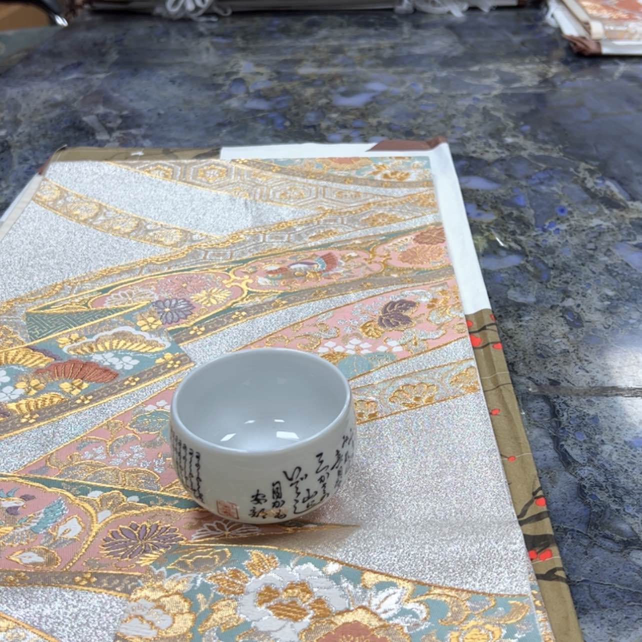 【闪购商品】六*陶瓷马克杯带盖勺
