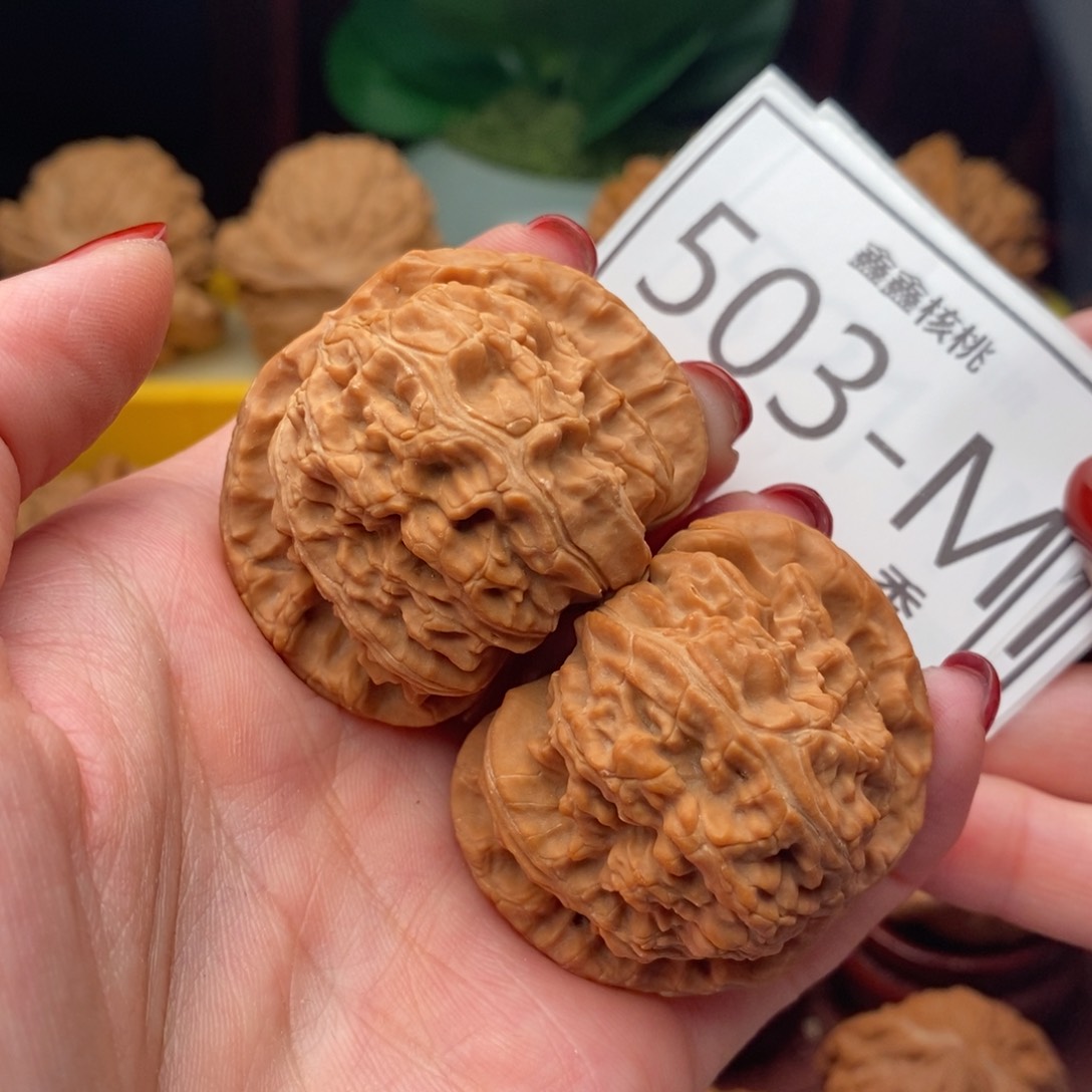 文玩核桃把件白狮43