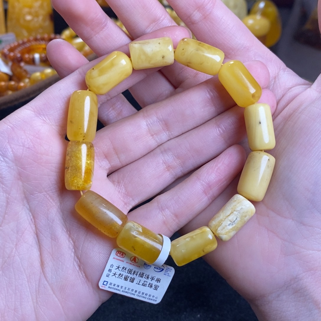 琥珀未镶嵌珠宝奇石