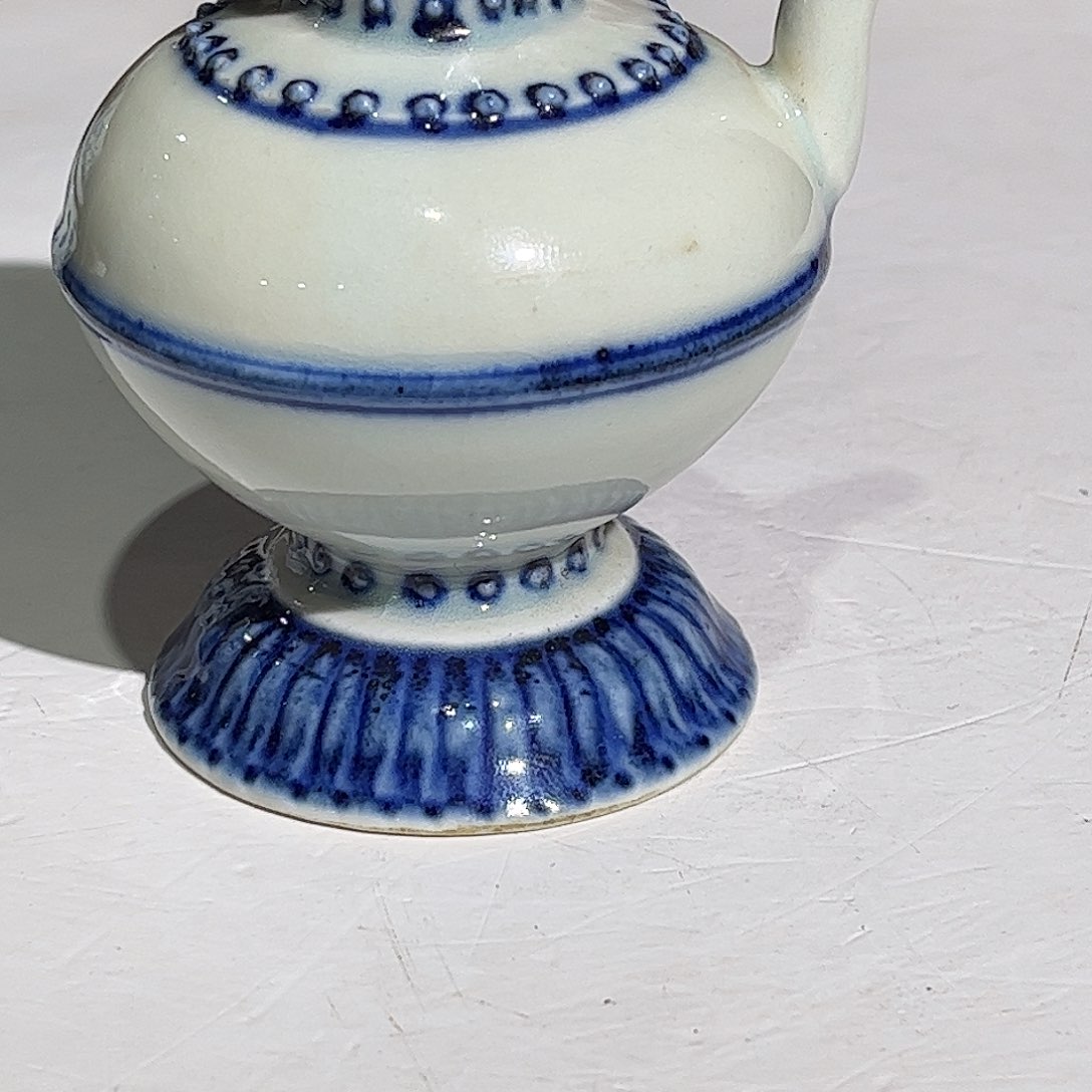 陶瓷艺术品摆件！威***兵